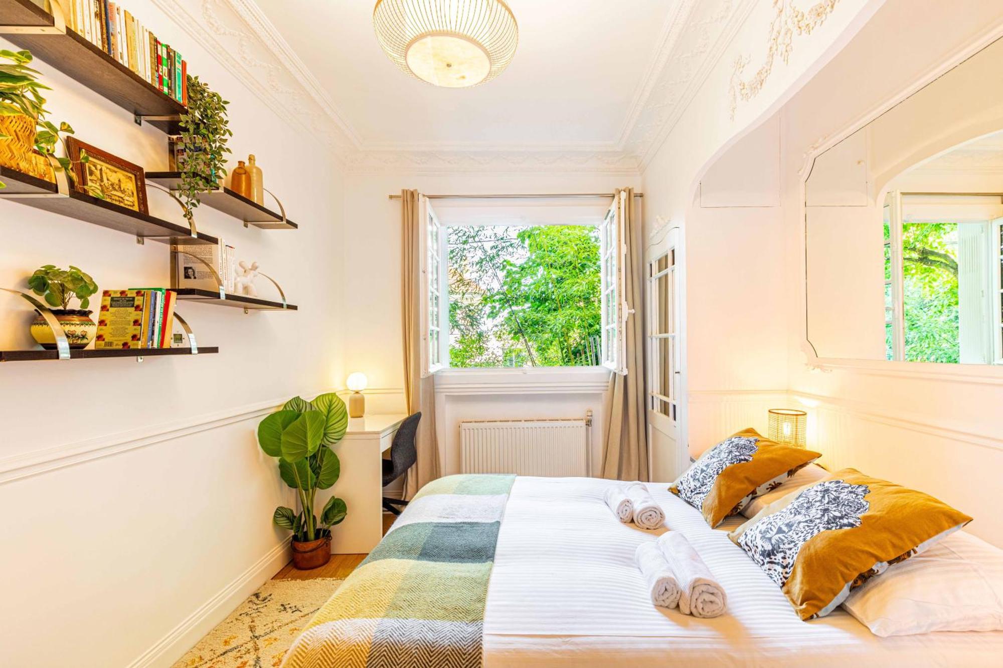 Grand & Classy Apartment With Private Garden, Villa Des Ammonites 뫼동 외부 사진
