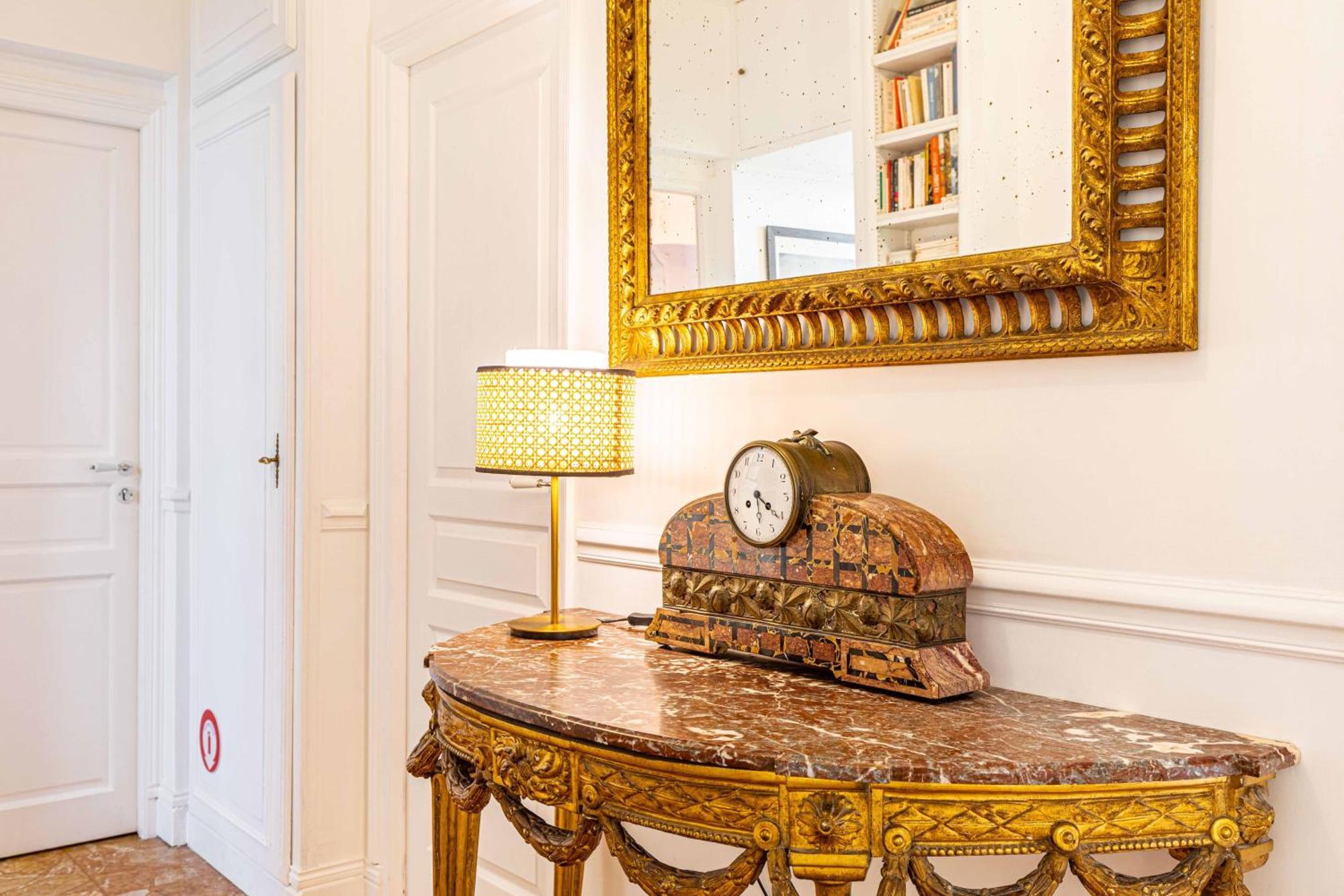 Grand & Classy Apartment With Private Garden, Villa Des Ammonites 뫼동 외부 사진